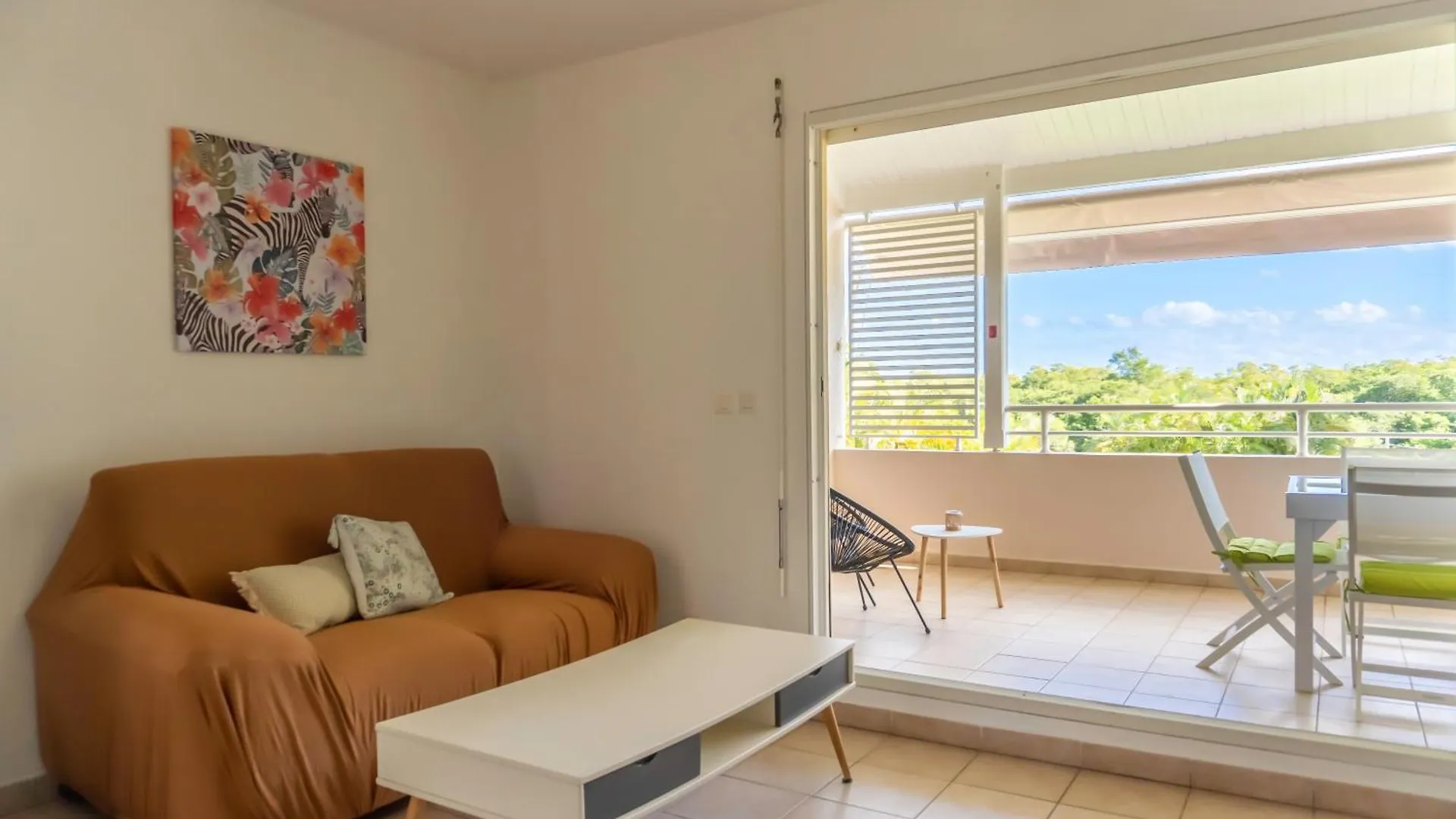 Bel Appartement Spacieux Avec Piscine Et Proche Des Plages - Le Mimosa Sainte-Anne  Apartment
