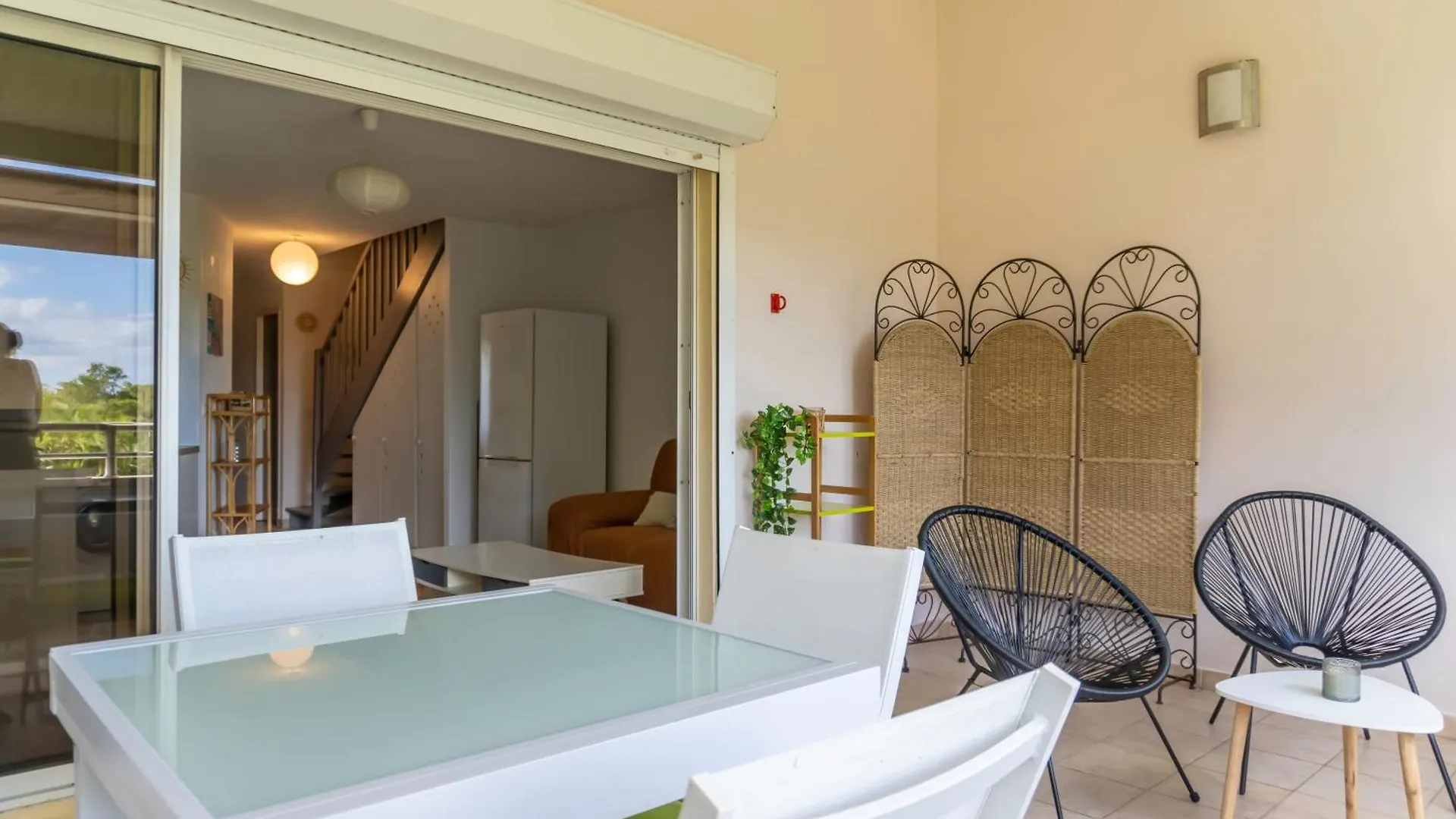 Bel Appartement Spacieux Avec Piscine Et Proche Des Plages - Le Mimosa Sainte-Anne  0*, Sainte-Anne (Grande-Terre)